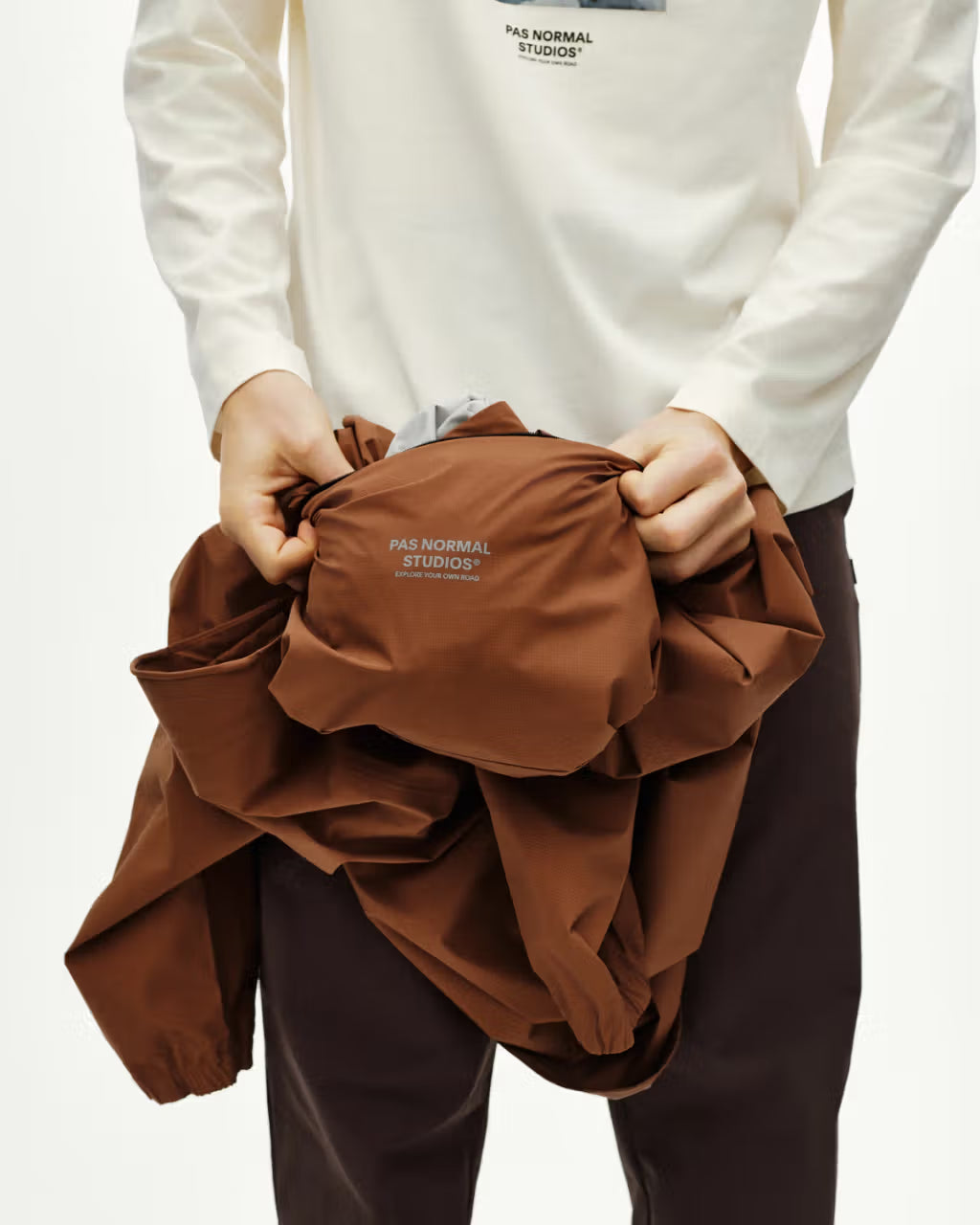 Pas Normal Studios //Off Race 3L Pancho Hazel