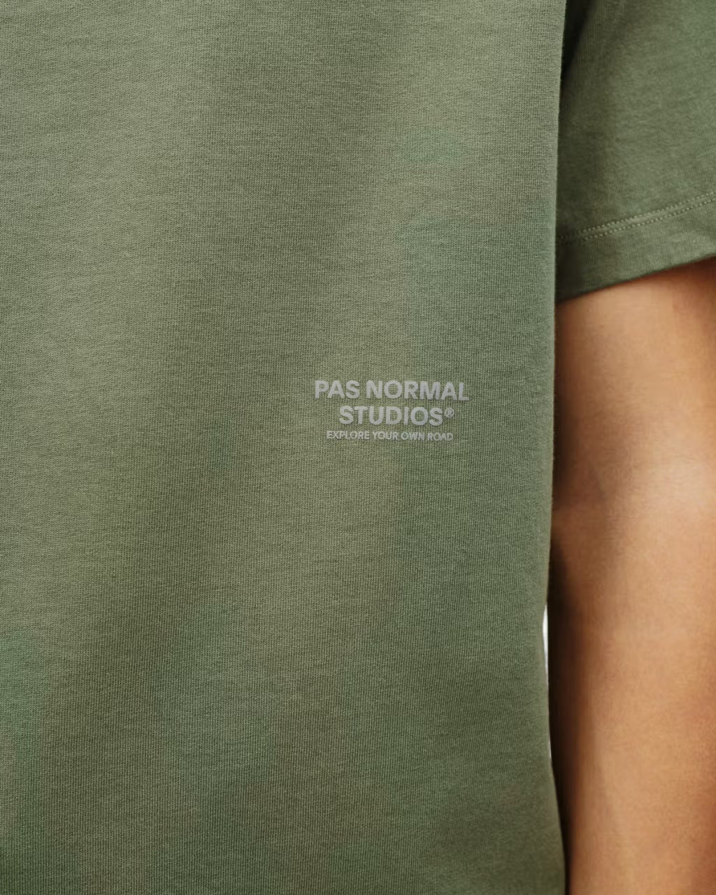 Pas Normal Studios //Off-Race T-Shirt Dark Celeste